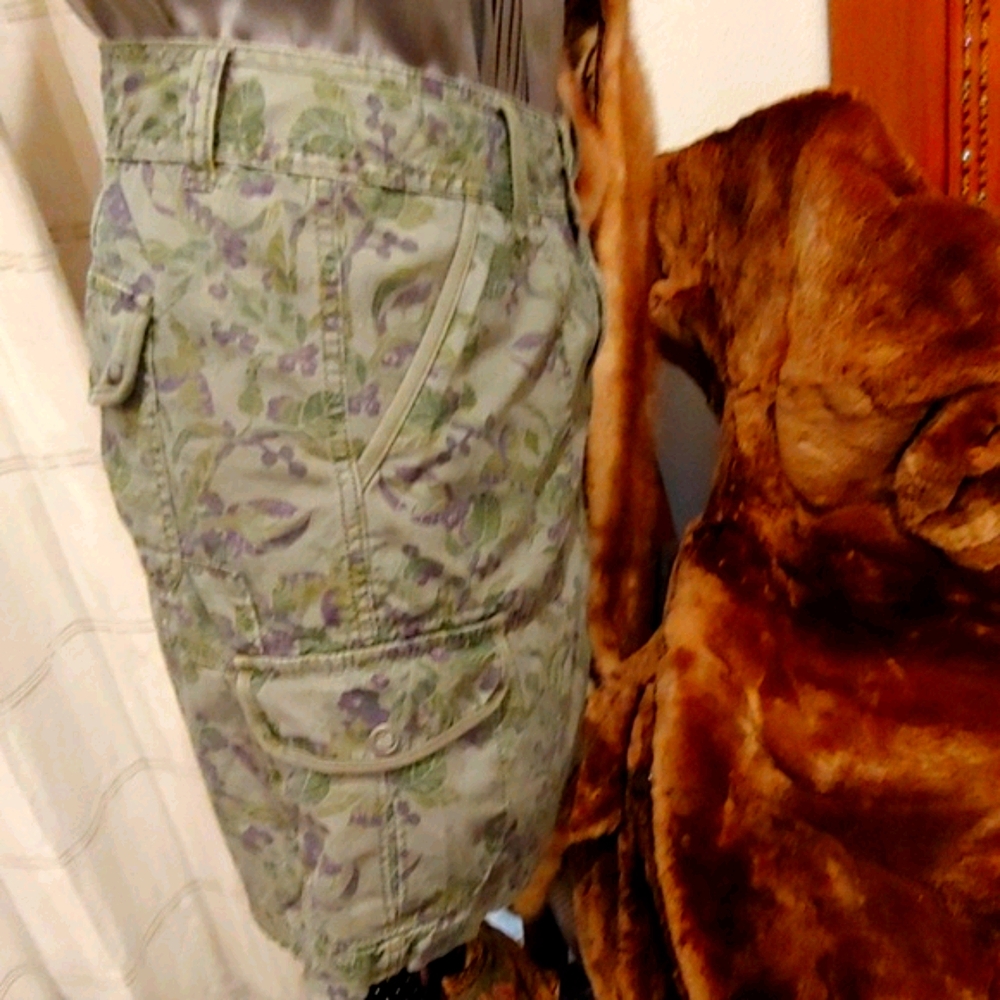 Super Cute. Eddie Bauer Skirt Size8 - Picture 3 of 6